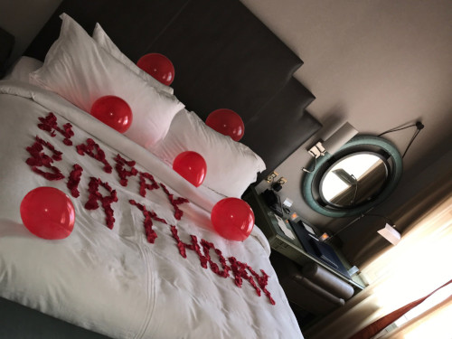 Happy Birthday Bedroom Decoration