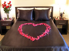 Romantic Hotel Room Decoration Service Uberoom