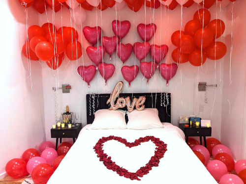 The Wall of Pink Hearts with Love Room Decoration